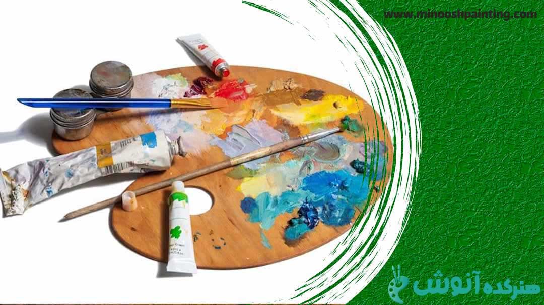 تصویر صفحه ای که روی آن رنگ ها قرار دارد.