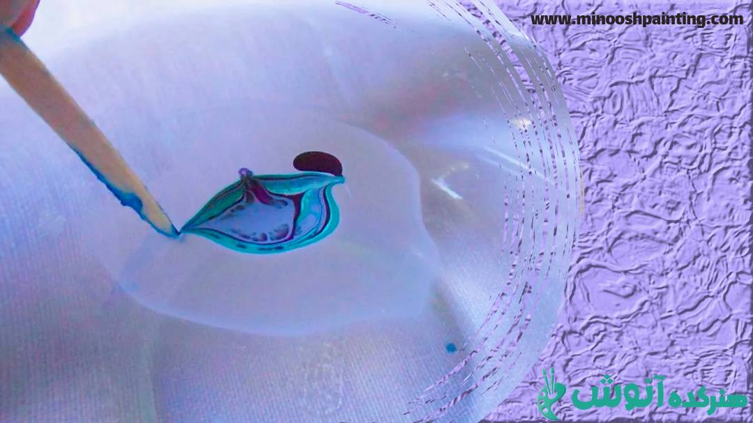 رنگ قلمو در آب|چگونگی پاک کردن رنگ از قلم مو